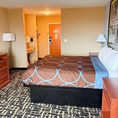 Super 8 By Wyndham Cozad Hotel Exterior photo